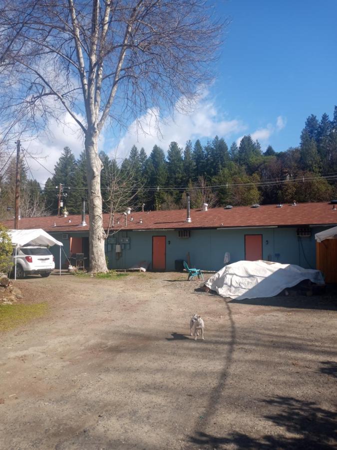 Bigfoot Rv & Cabins Park Happy Camp Kültér fotó